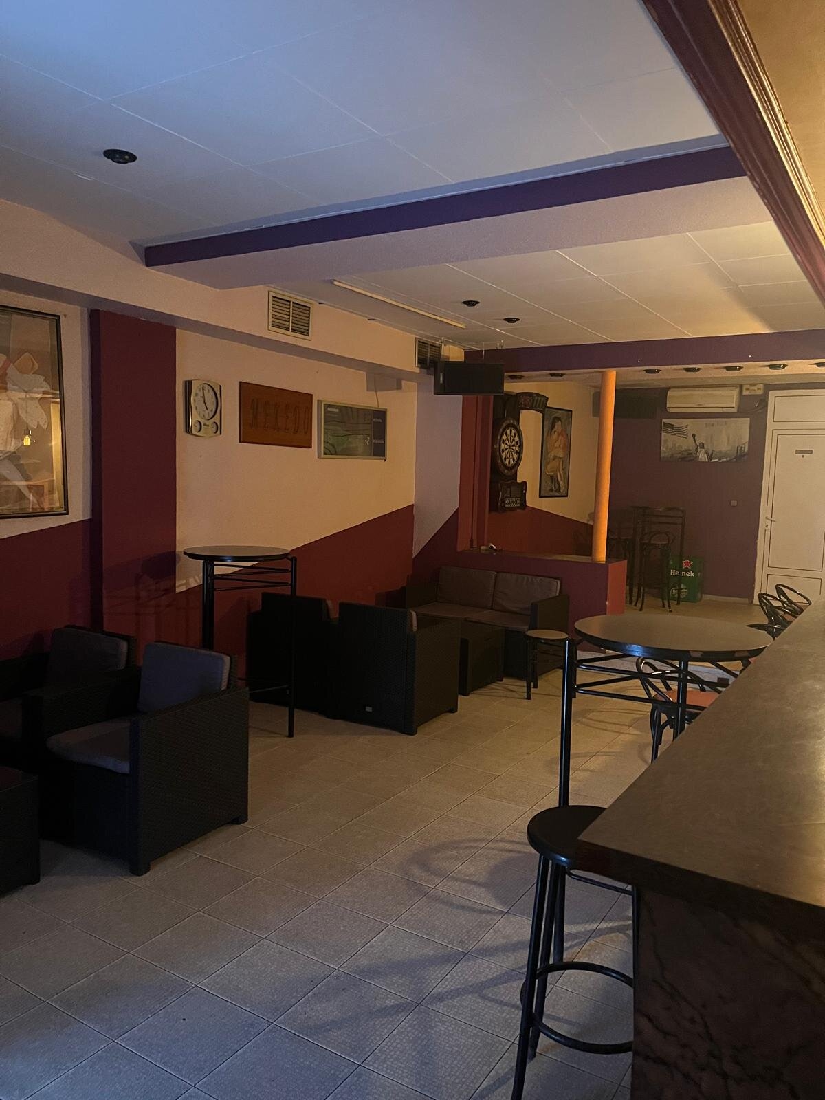 pub